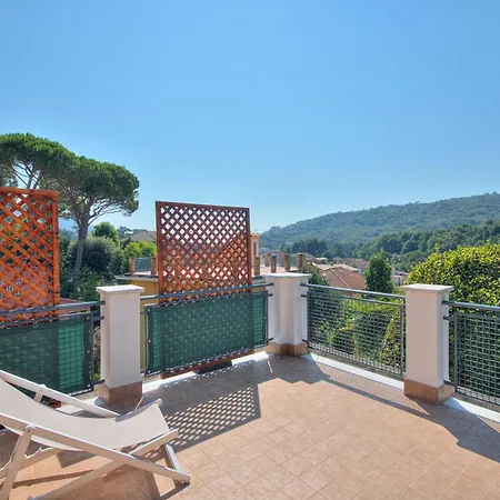 فندق مبيت وإفطار Nel Family 3*