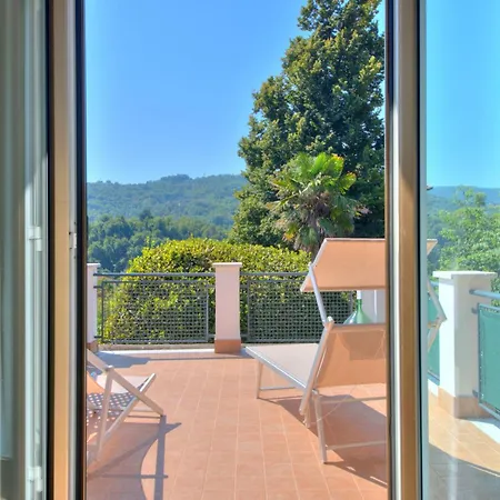 Bed and breakfast Nel Family 3*